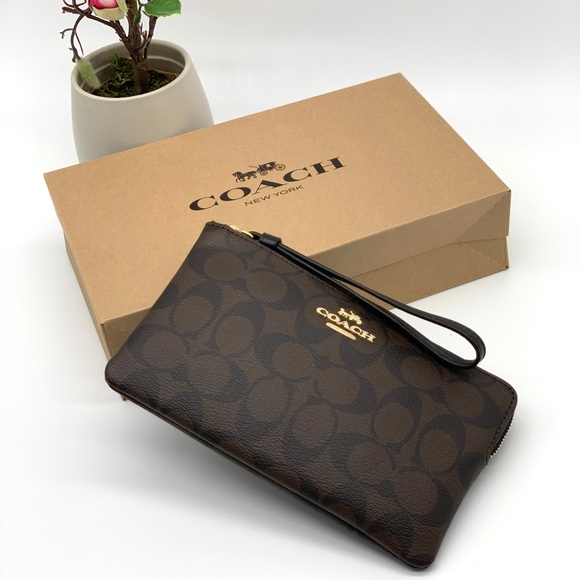 Coach Large Corner Zip Wristlet Signature Canvas - Picture 8 of 9